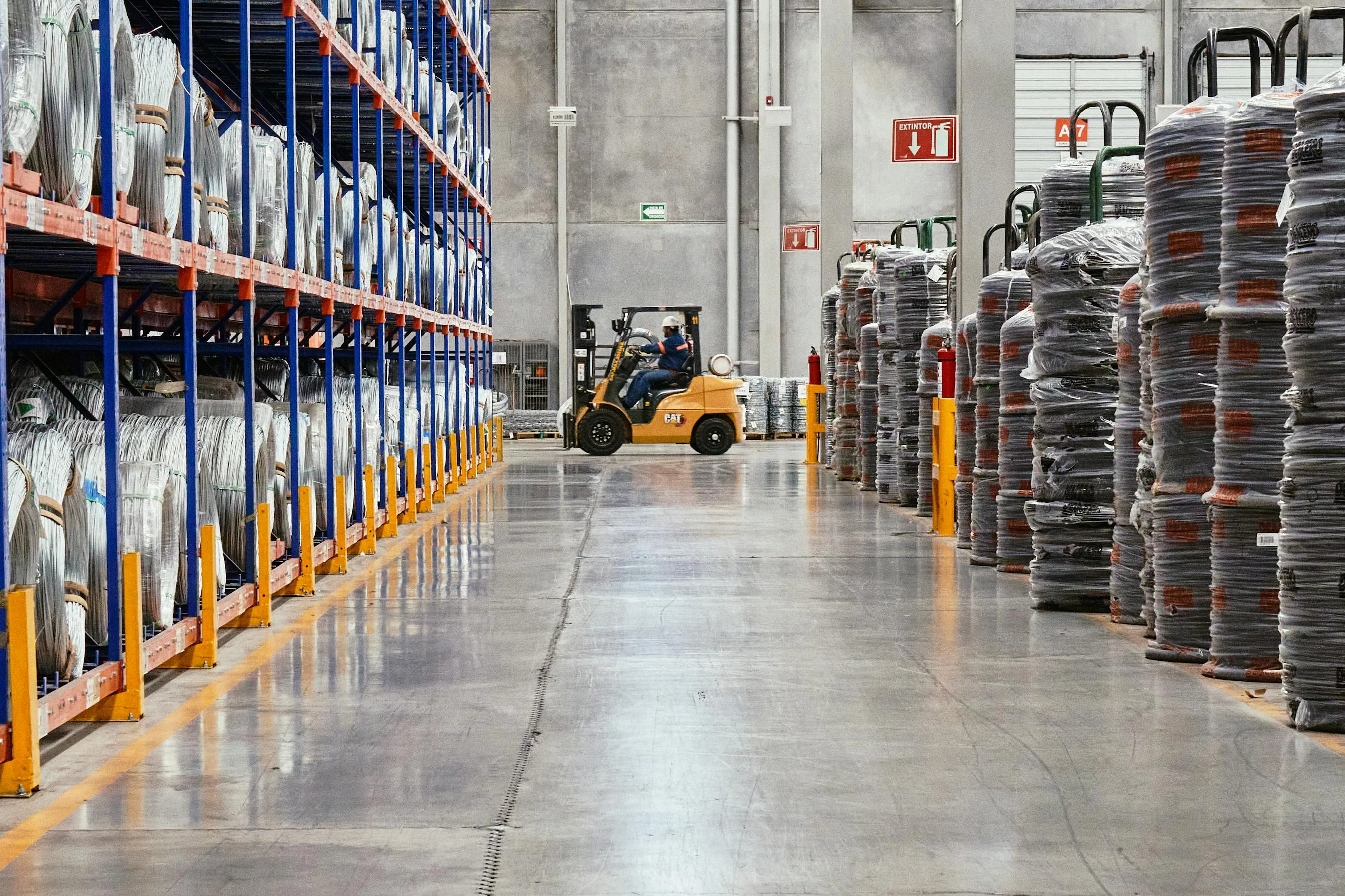 Birmakine.com forklift, transpalet ve depo ekipmanları